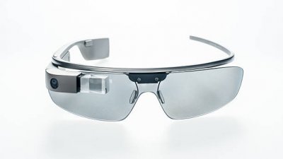 时隔10年　谷歌眼镜终于要回归了？